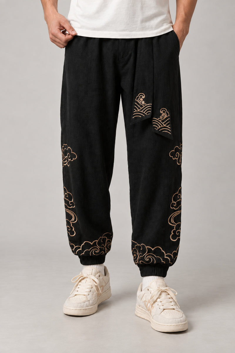 Golden Cloud Tobi Pants 'Saiun' – black version of the golden cloud tobi pants, front view on model