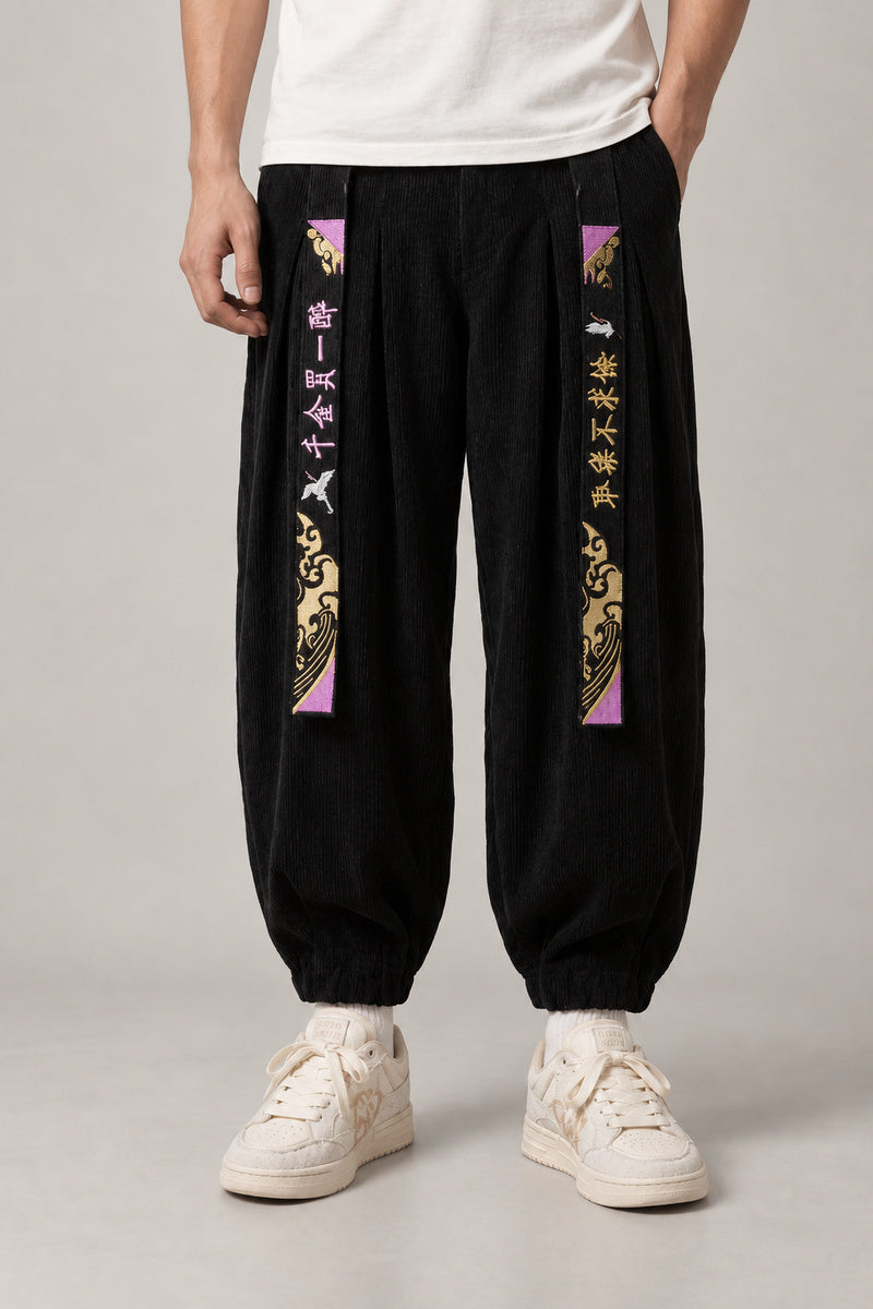 Kanji Band Wide Workwear Pants 'Daiku' – black kanji band wide workwear pants, front view on model