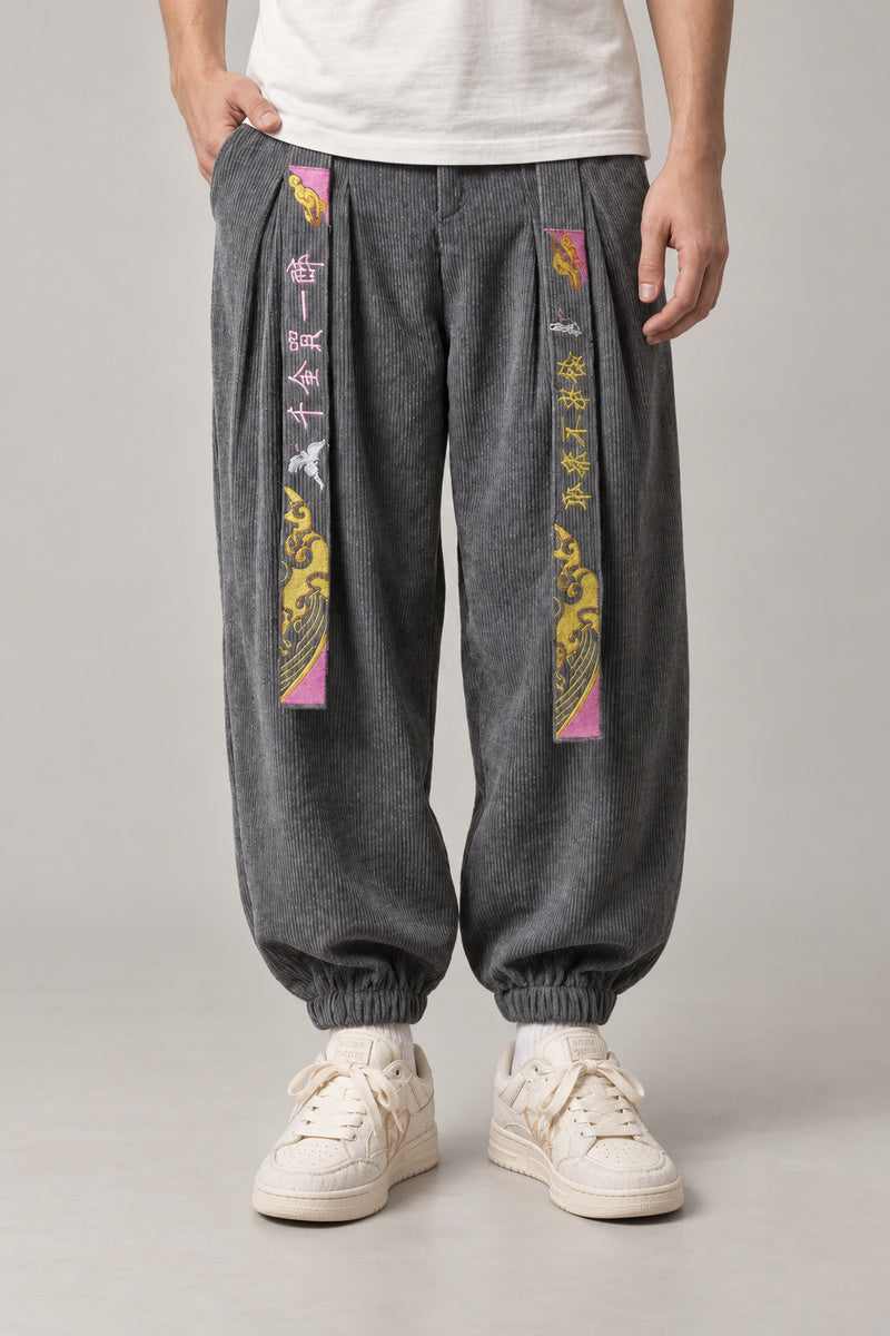 Kanji Band Wide Workwear Pants 'Daiku' – grey kanji band wide workwear pants, front view on model
