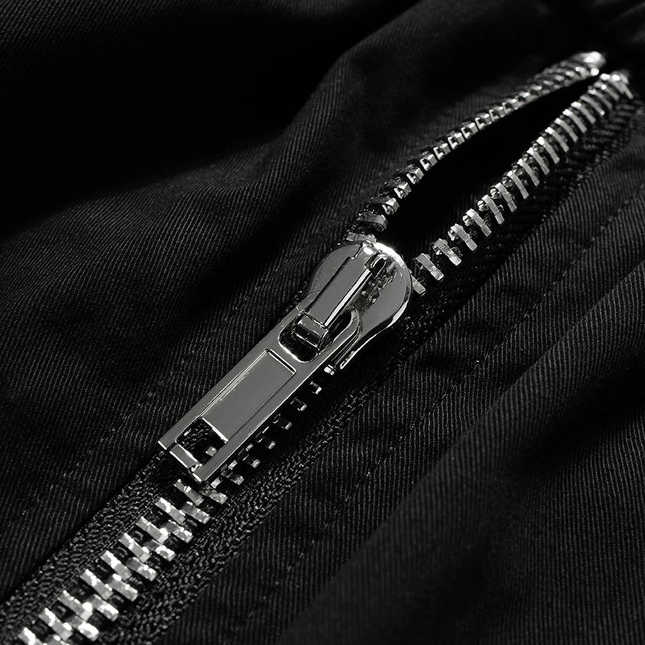 Long Black Cargo Shorts 'Kurokage' – close-up detail of the metal zip detail