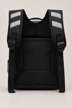 Randoseru – back view of the black randoseru showing padded straps and reflective strips