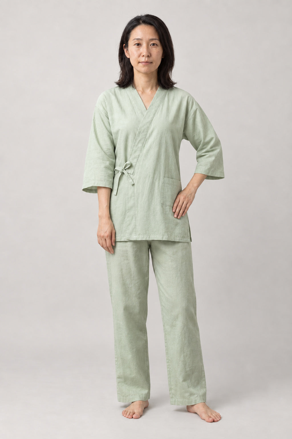Sage Side Tie Pajama Set 'Wakakusa' – sage green women's side-tie pyjama set, jinbei style Japanese loungewear, front view on model